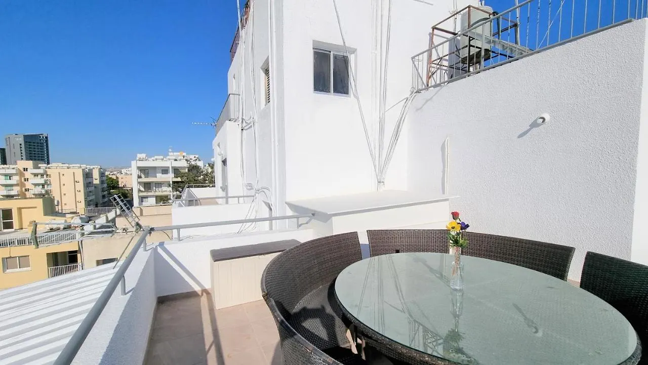 Apartment With 360° Balcony And Direct Sea And Harbour View! Larnaca Cyprus